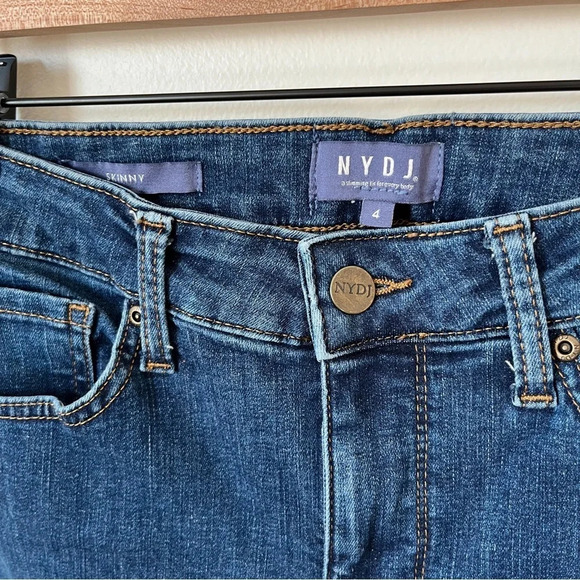 NYDJ Lift Tuck Technology Mid Rise Medium Wash Ankle Skinny Jeans 4 Slimming - Picture 2 of 9